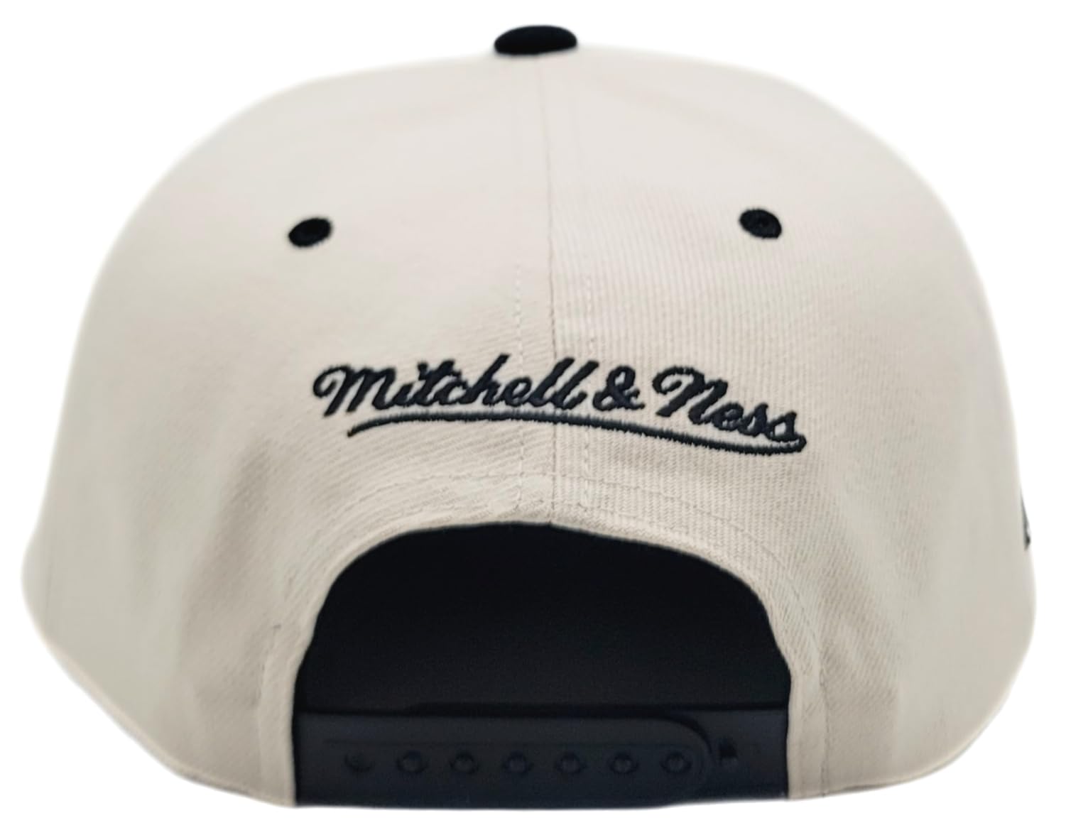 Mitchell & Ness Los Angeles Kings NHL Evergreen Cream Black Snapback Hat Cap