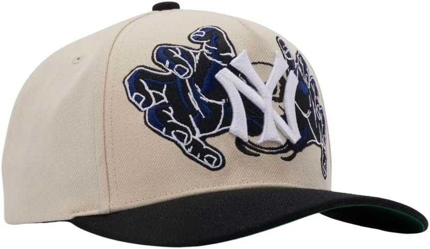 Mitchell & Ness Men's New York Yankees Crystal Ball Pro Snapback Hat
