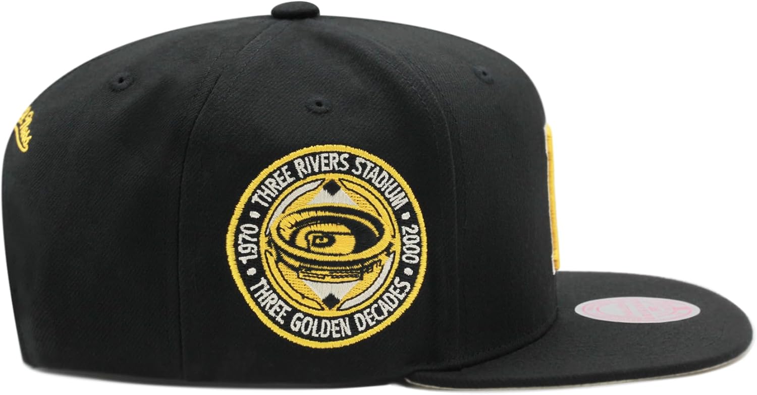 Mitchell & Ness Pittsburgh Pirates Cooperstown MLB Team Classic Snapback Hat Cap - Black
