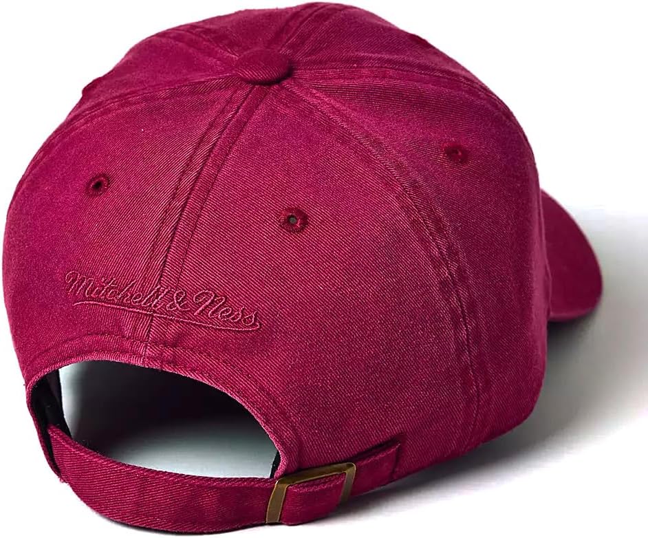 Mitchell & Ness NY New York Yankees Classic Dad Strapback Cap, Adjustable Hat Burgundy