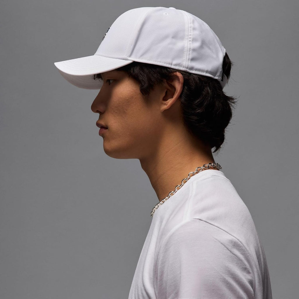 Nike Unisex's Baseball Cap (HM5750-100_White/Gunmetal, White/Gunmetal, Free Size