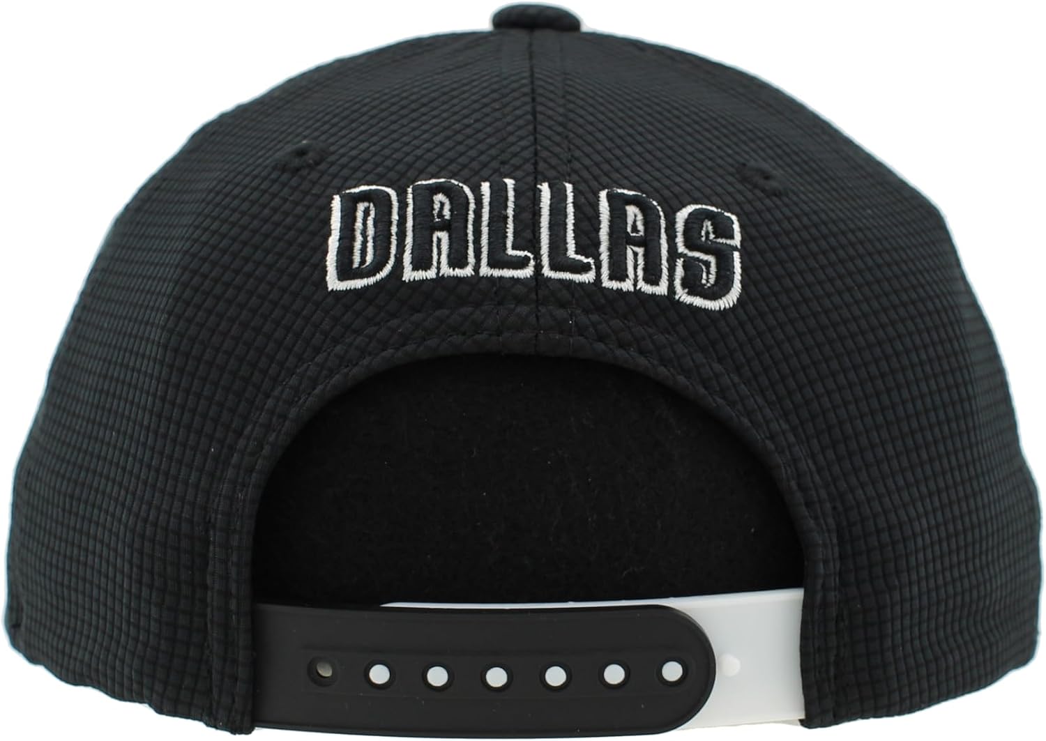 ZHATS NBA Unisex-Adult NBA Officially Licensed Rope Hat Snapback Backspin Contrast Black