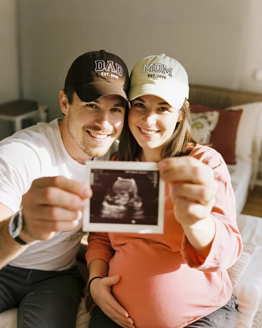 Waldeal Mom and Dad Est 2026 Hats, New Parents Gifts, Matching Adjustable Embroidered Baseball Caps for Couples