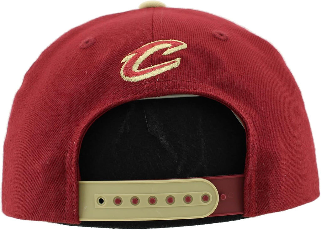 ZHATS NBA Unisex-Adult NBA Officially Licensed Adjustable Snapback Hat Flat Bill Z11 Retro Chenille