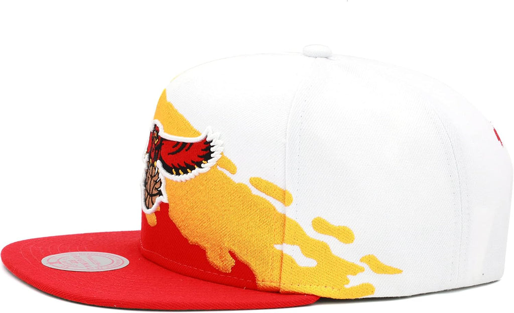 Mitchell & Ness Atlanta Hawks Paintbrush Snapback Hat Adjustable Cap HWC - Red/Yellow/White, One Size