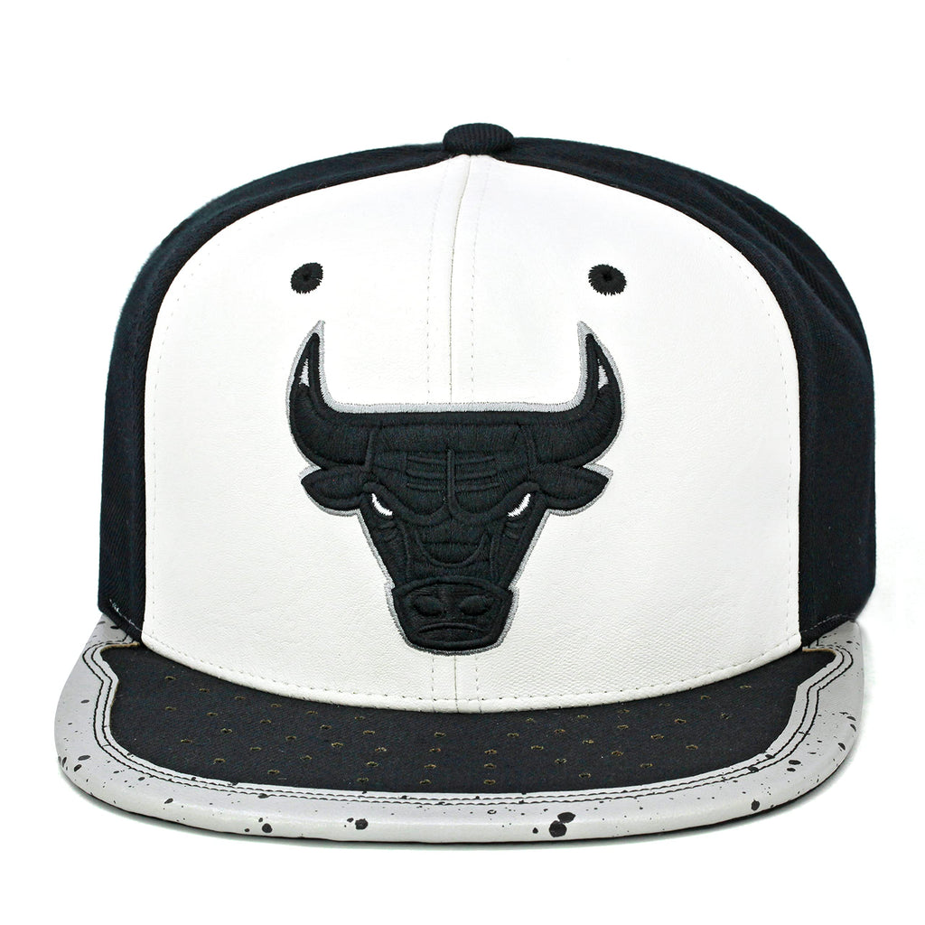 Mitchell & Ness Chicago Bulls Day One Snapback Adjustable Cap