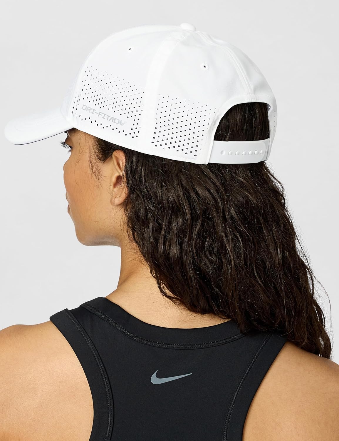 Nike Unisex Adult Dri-FIT ADV Club Structured Swoosh Cap Hat | Mens and Womens