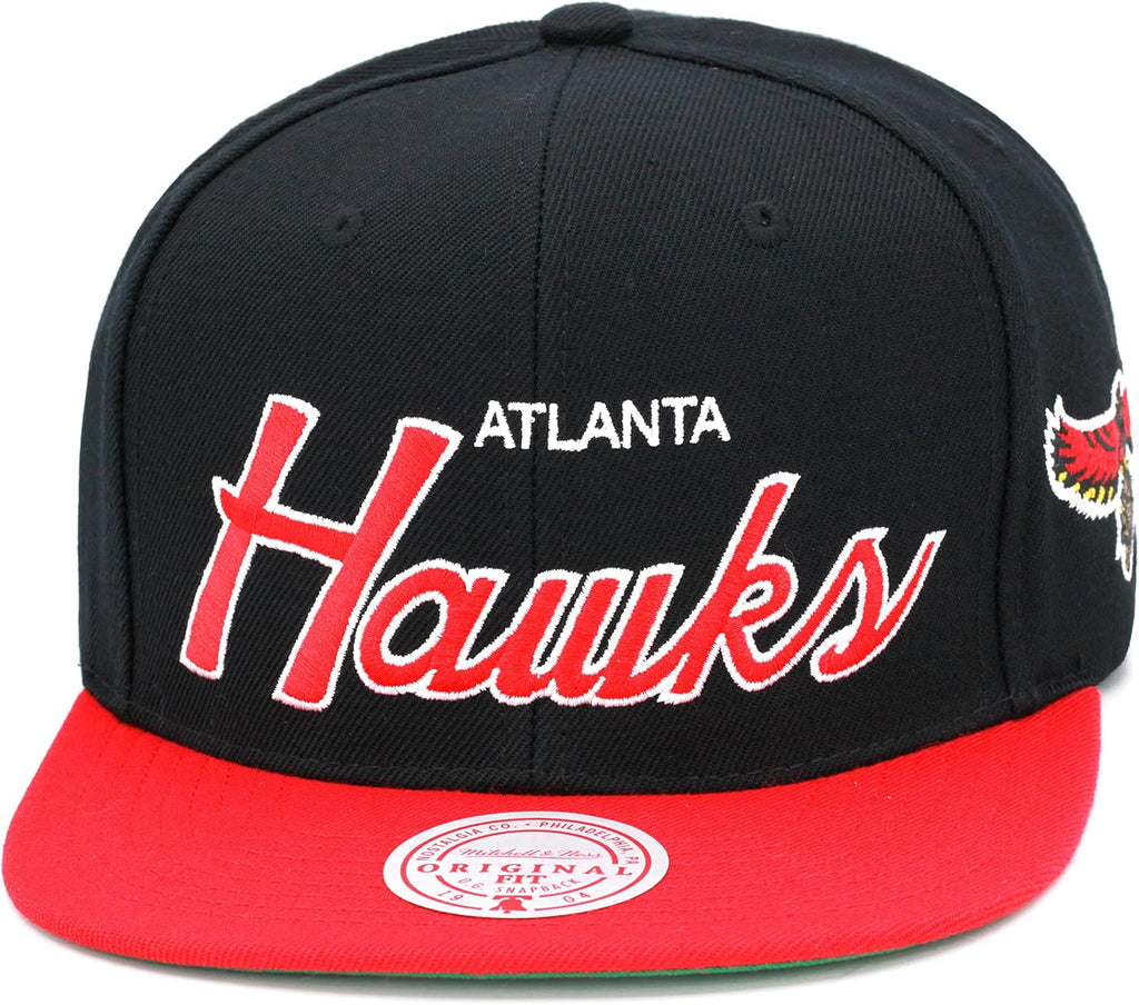 Mitchell & Ness Atlanta Hawks Team Script 2.0 Snapback Hat Adjustable Cap - Black/Red/Hardwood Classics