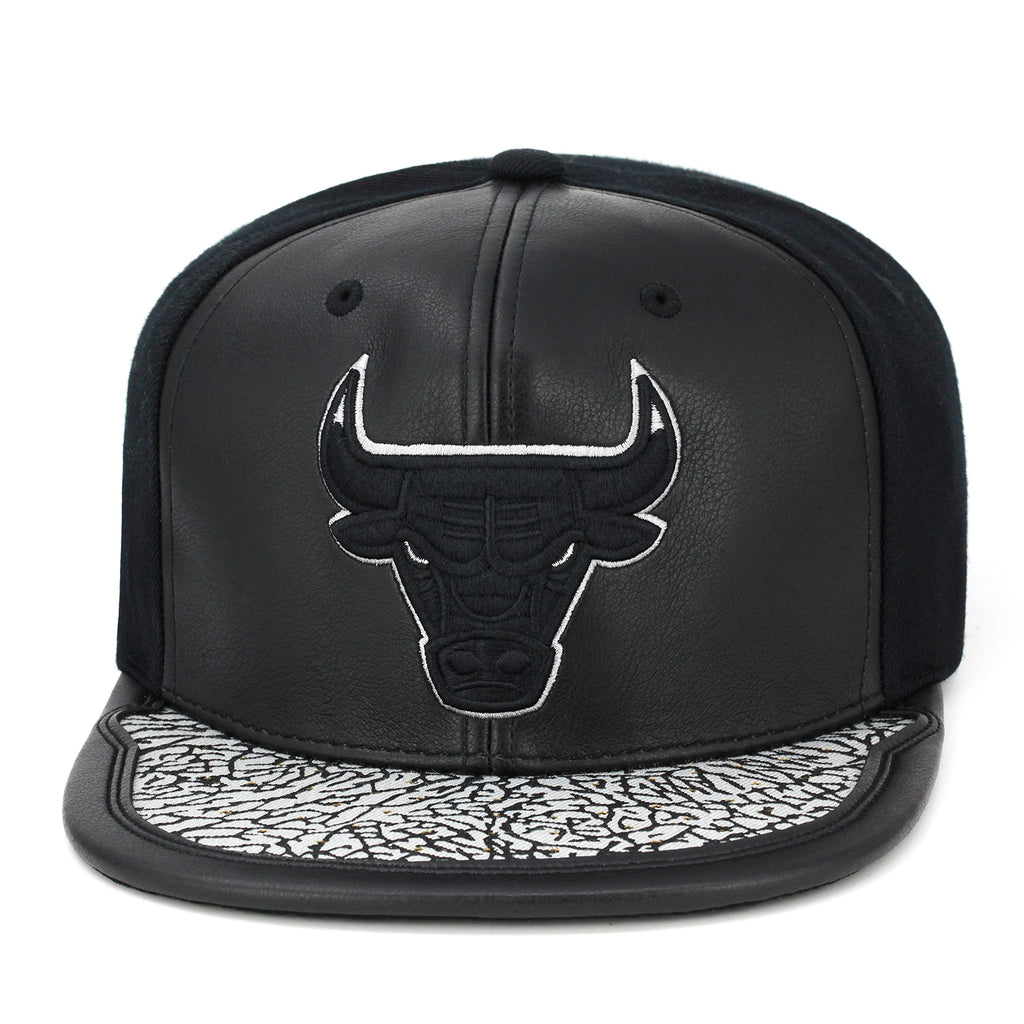 Mitchell & Ness Chicago Bulls Day One Snapback Adjustable Cap