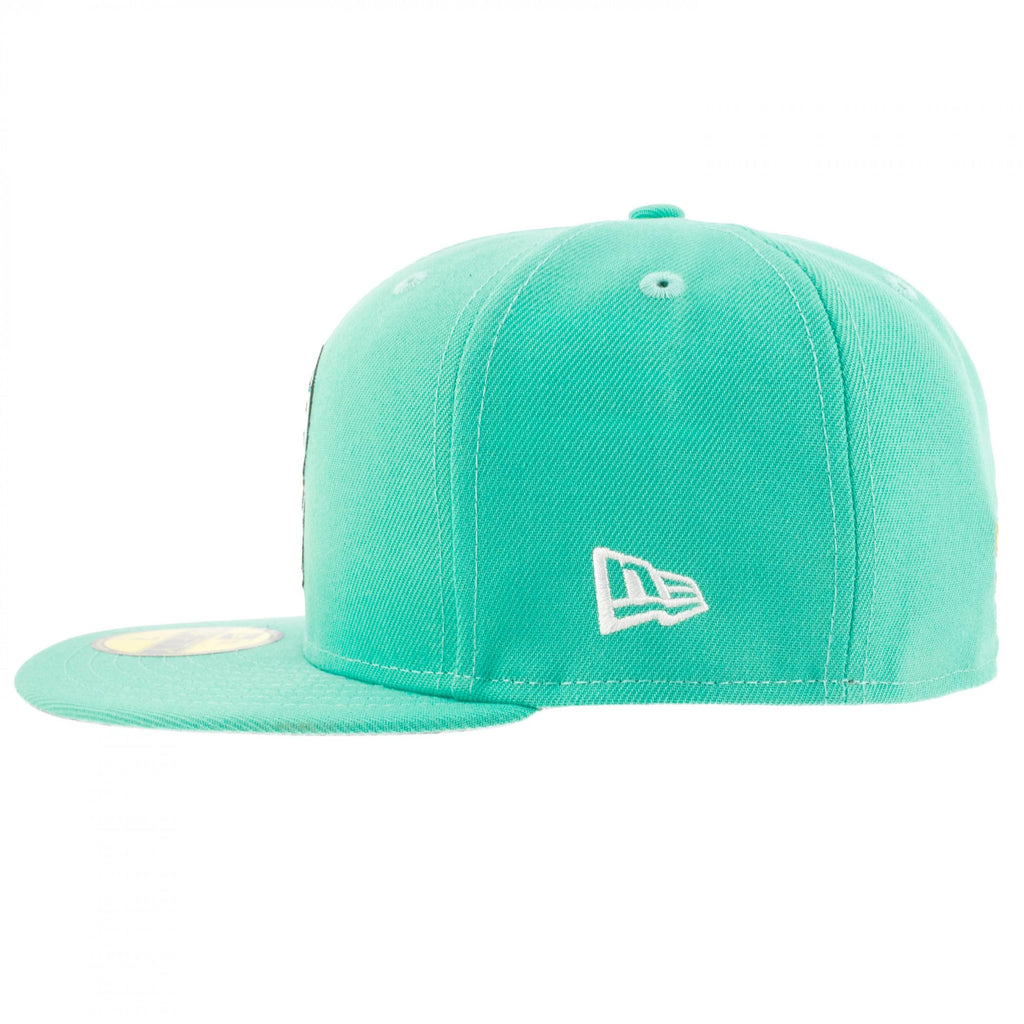 New Era Spongebob Squarepants Squidward 59Fifty Fitted Hat (US, Numeric, 7 7/8) Multicolor