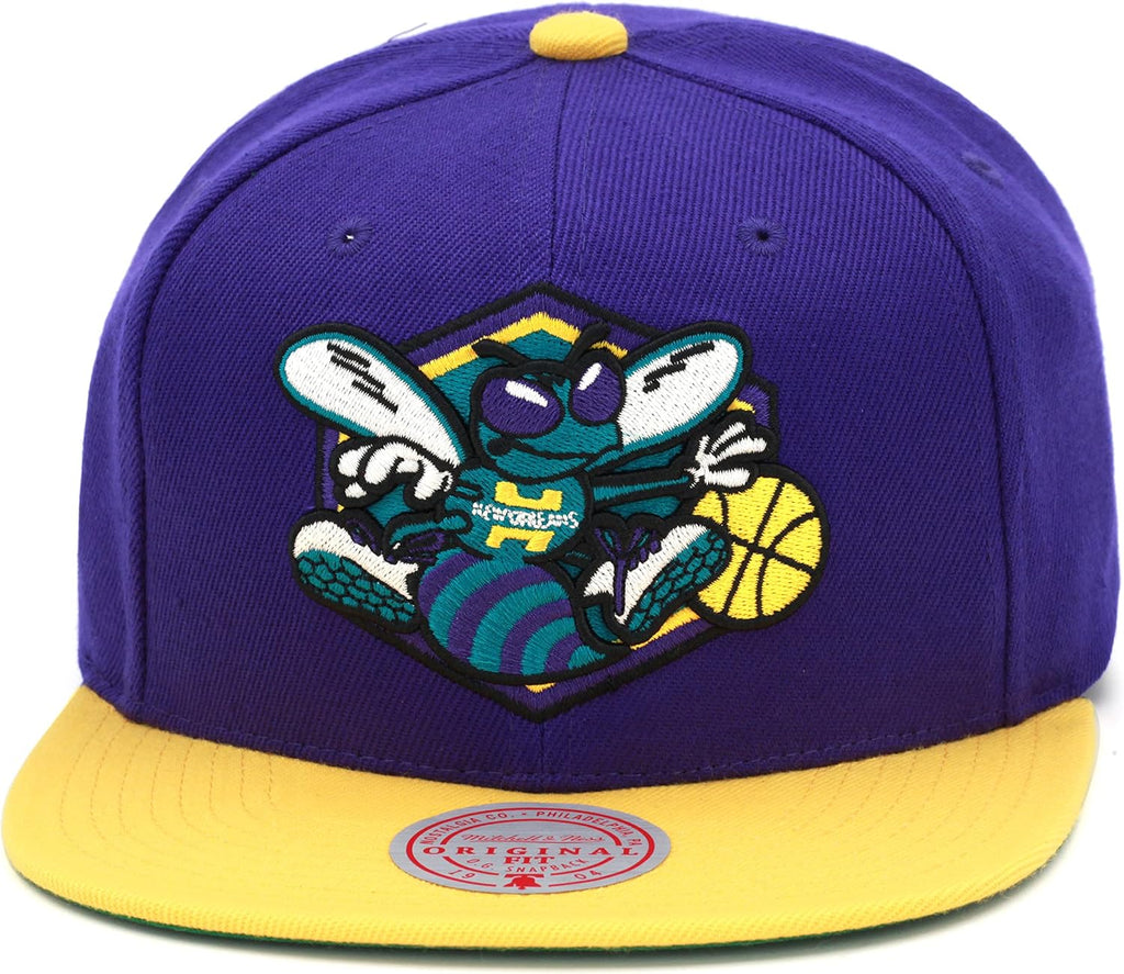 Mitchell & Ness Charlotte (New Orleans) Hornets Core Basic Snapback Hat Adjustable Cap - Purple/Yellow