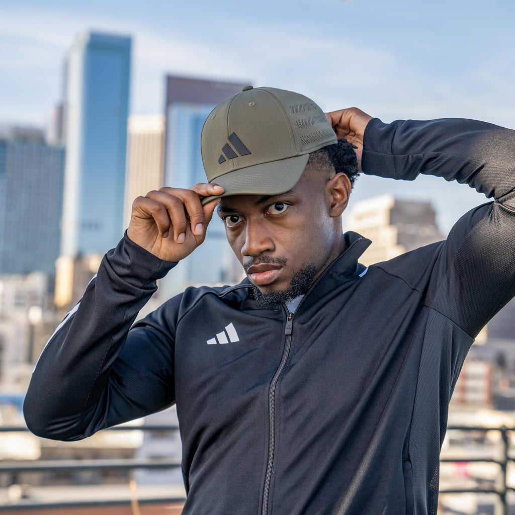 adidas Gameday Structured Stretch Fit Hat 4.0