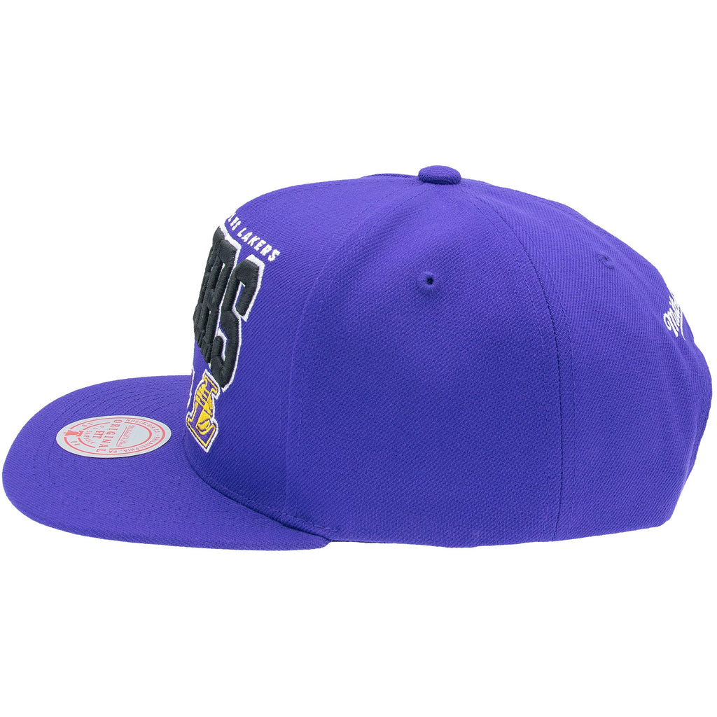 Mitchell & Ness Chicago Bulls 6X NBA Finals Championship Snapback Cap, Adjustable Hat Black Red