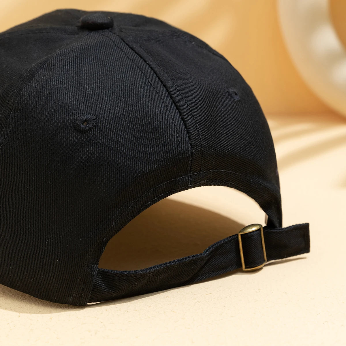 New fashionable and individual skull baseball caps for men and women, simple and versatile for spring and summer