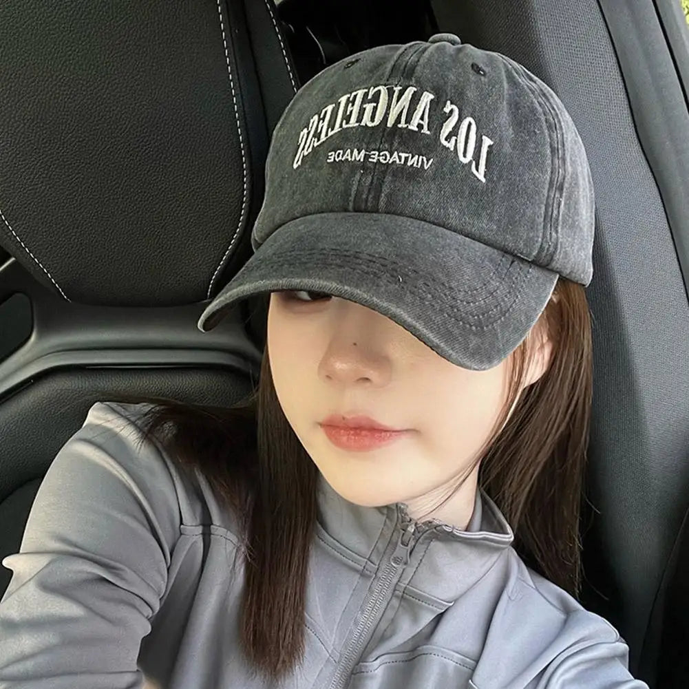 Baseball Cap for Men and Women Wide Brimmed Retro Baseball Caps Fashion Embroidery Hat Casual Retro Snapback Hats Unisex