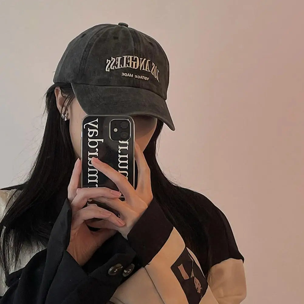 Baseball Cap for Men and Women Wide Brimmed Retro Baseball Caps Fashion Embroidery Hat Casual Retro Snapback Hats Unisex