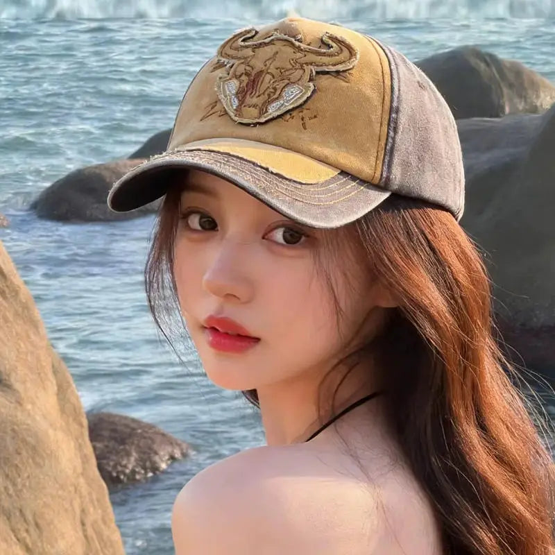 Pure cotton washed coated baseball cap with bull head embroidery, versatile washed patchwork sports hat