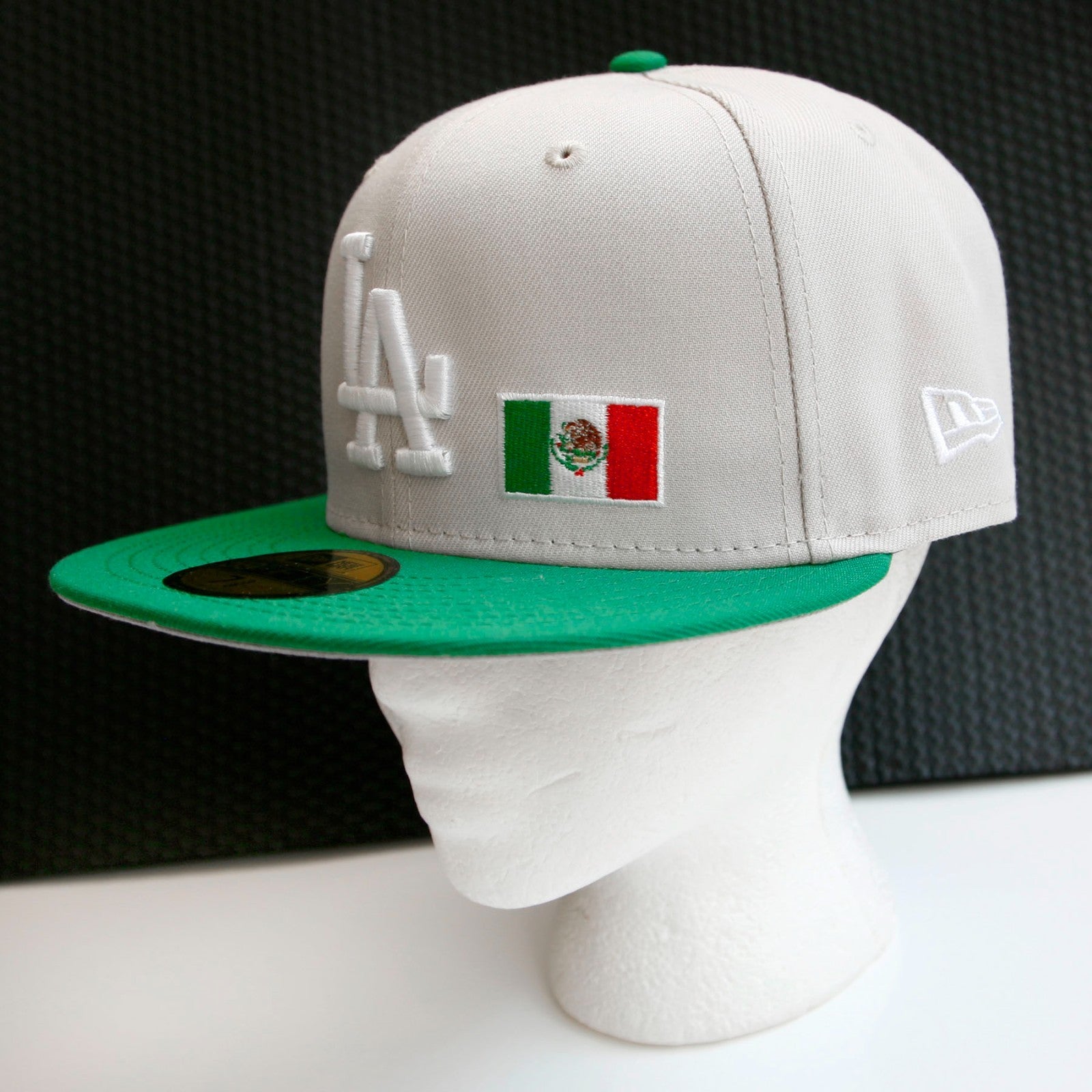 New Era 59Fifty Los Angeles Dodger Mexico Flag Men's Limited Edition Fitted Cap