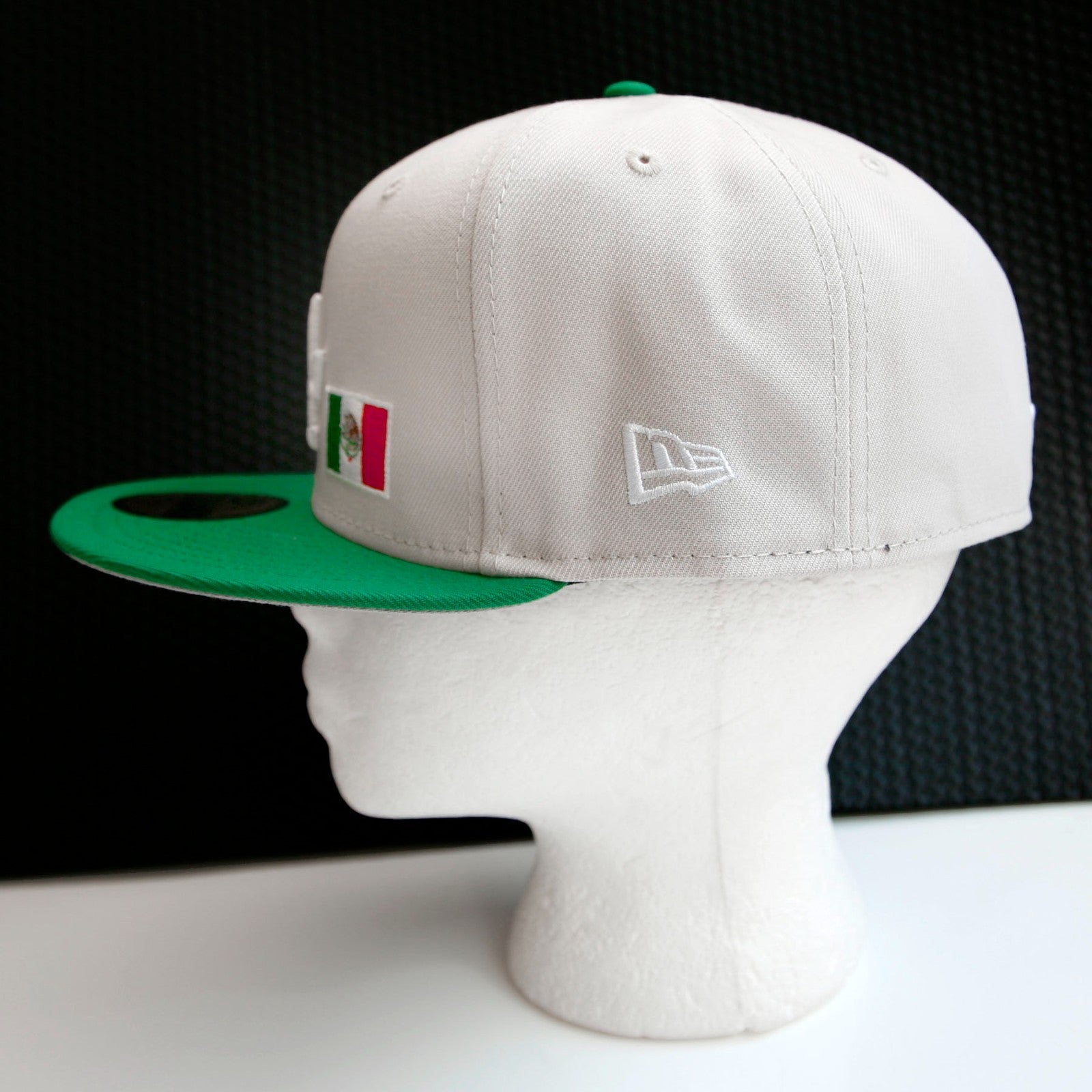 New Era 59Fifty Los Angeles Dodger Mexico Flag Men's Limited Edition Fitted Cap