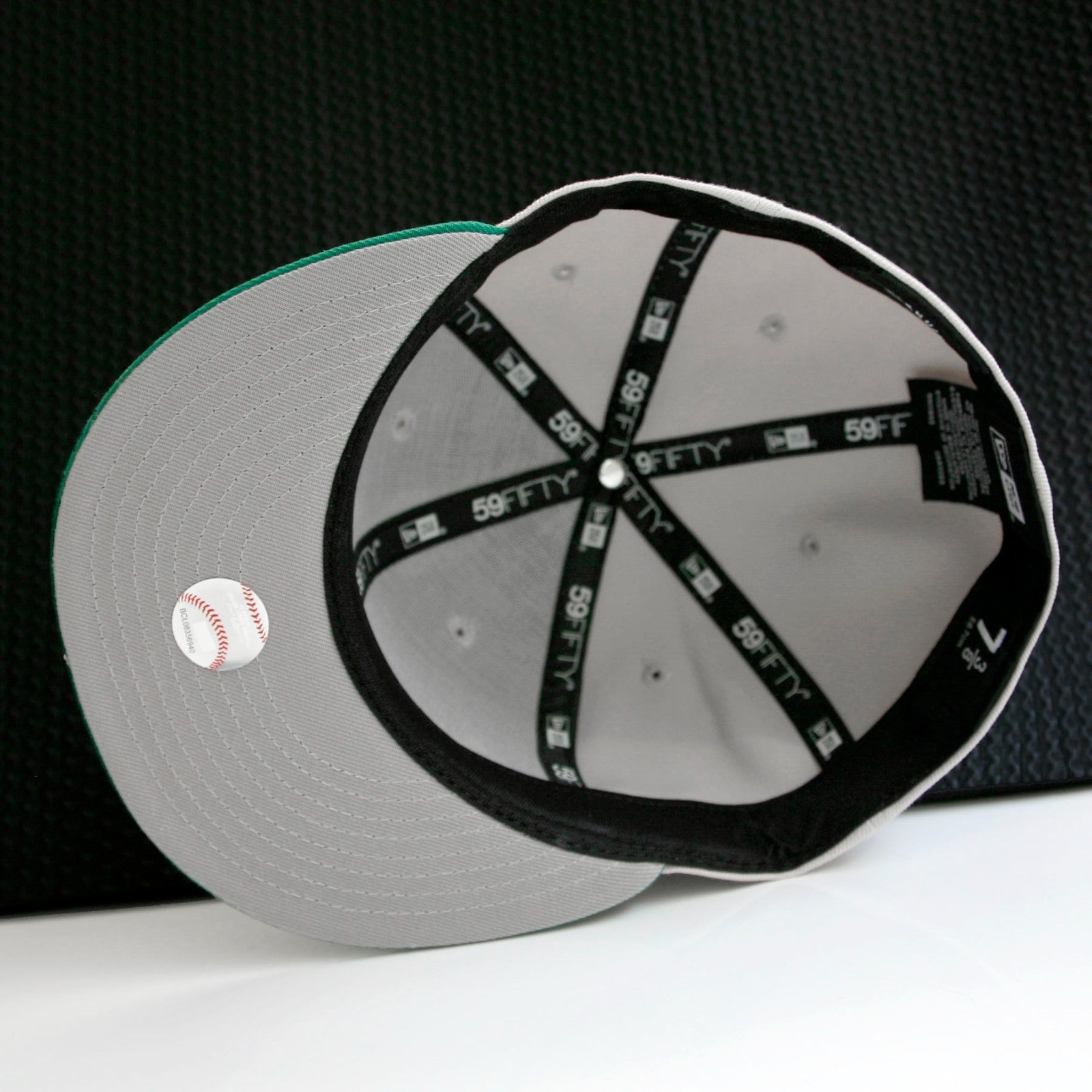 New Era 59Fifty Los Angeles Dodger Mexico Flag Men's Limited Edition Fitted Cap