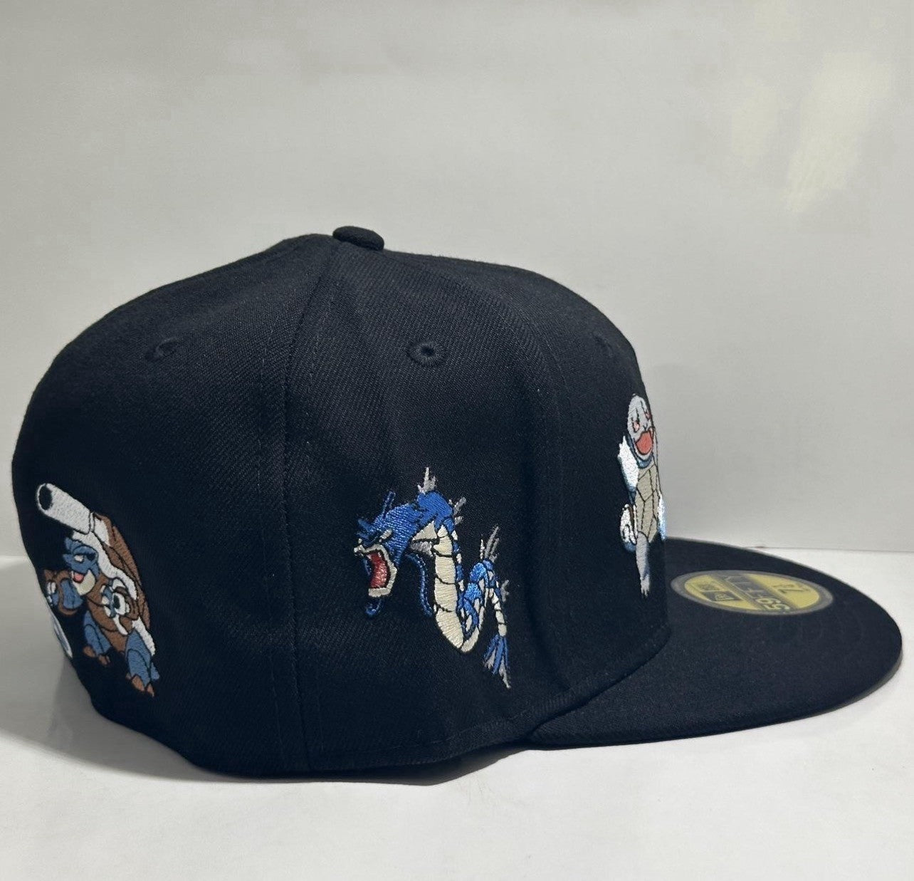 New Era Seattle Mariners Pokemon Limited Edition Black 5950 Fitted 7 1/4 G-5!!!