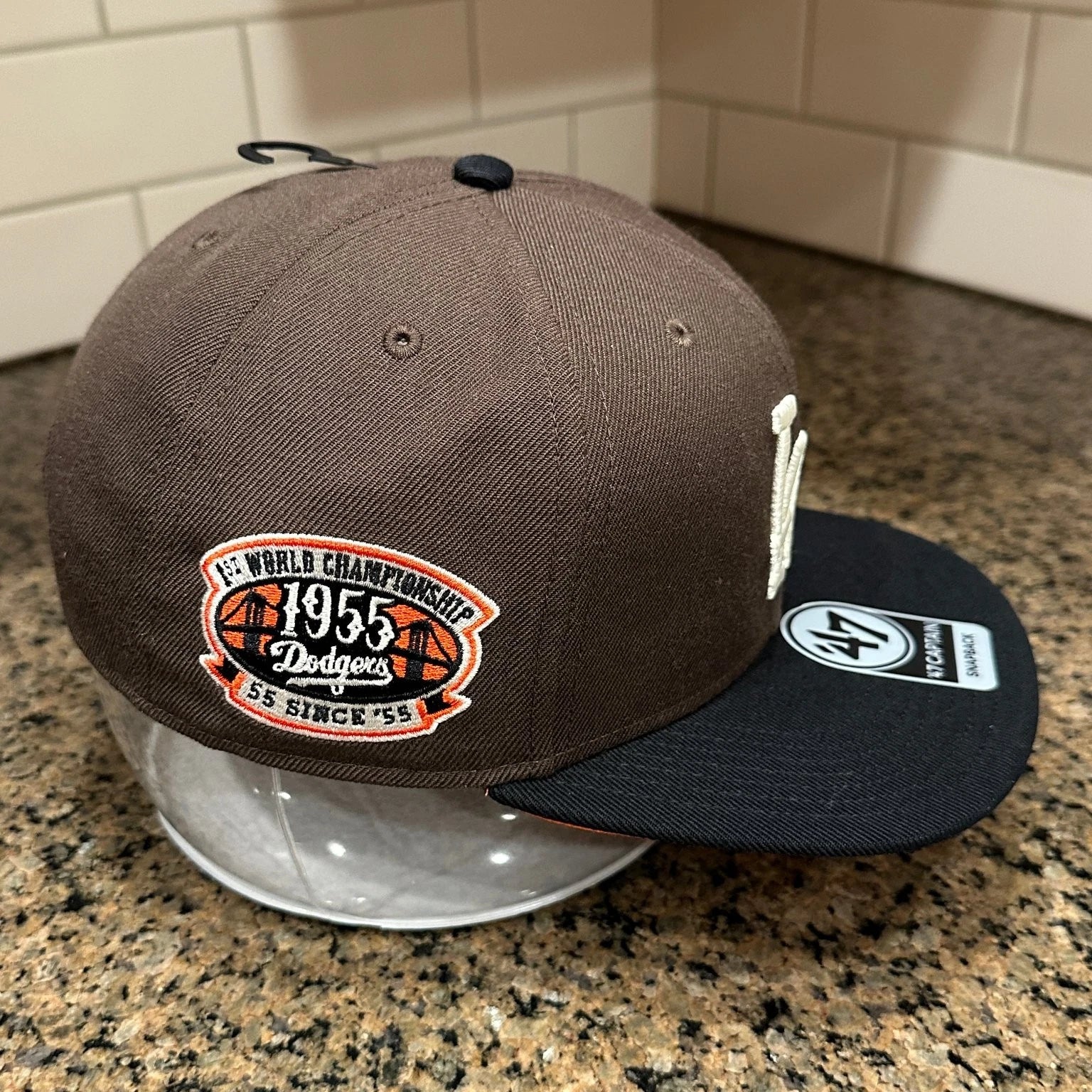 Los Angeles Dodgers '47 Captain Snapback Hat Men's OSFA Brown Black New