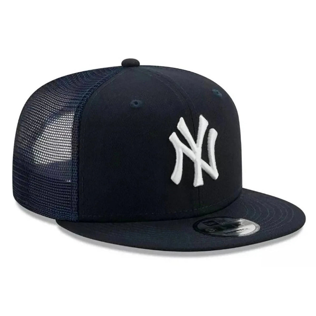 Brand New 9FIFTY Baseball Cap - New York Yankees Basic Navy Snapback Trucker Hat