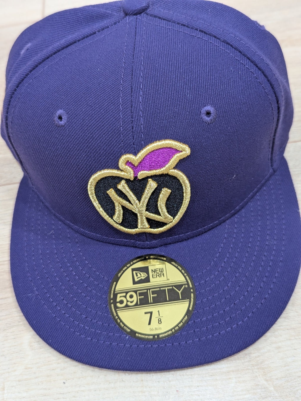 New York Big Apple New Era 59FFTY Limited Edition Yankee Stadium Fitted 7 1/8