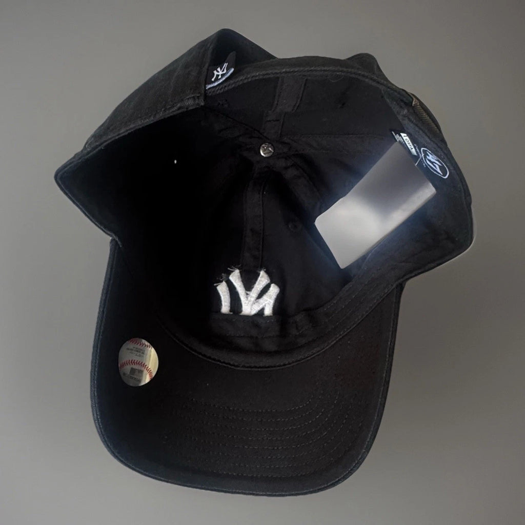 NWT New York Yankees 47 MLB Clean Up Adjustable Strap Back Baseball Hat